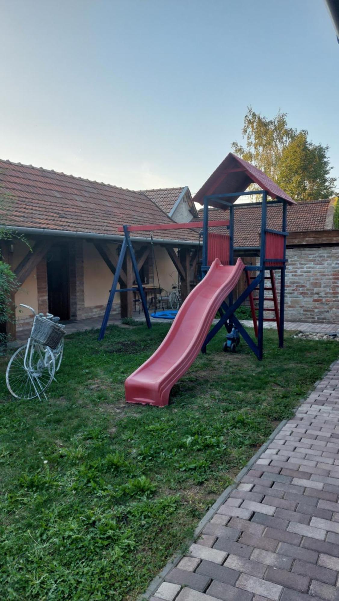 Villa Rusztika Gyula Eksteriør billede